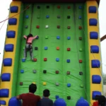 Muro de escalar inflable