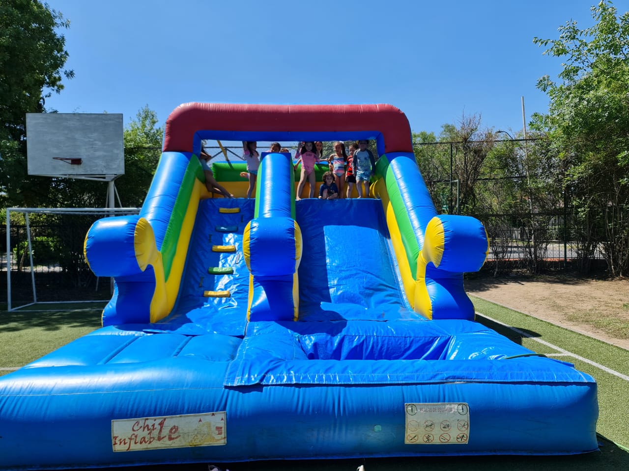 Acuatico Royal – Arriendo Juegos Inflables Santiago